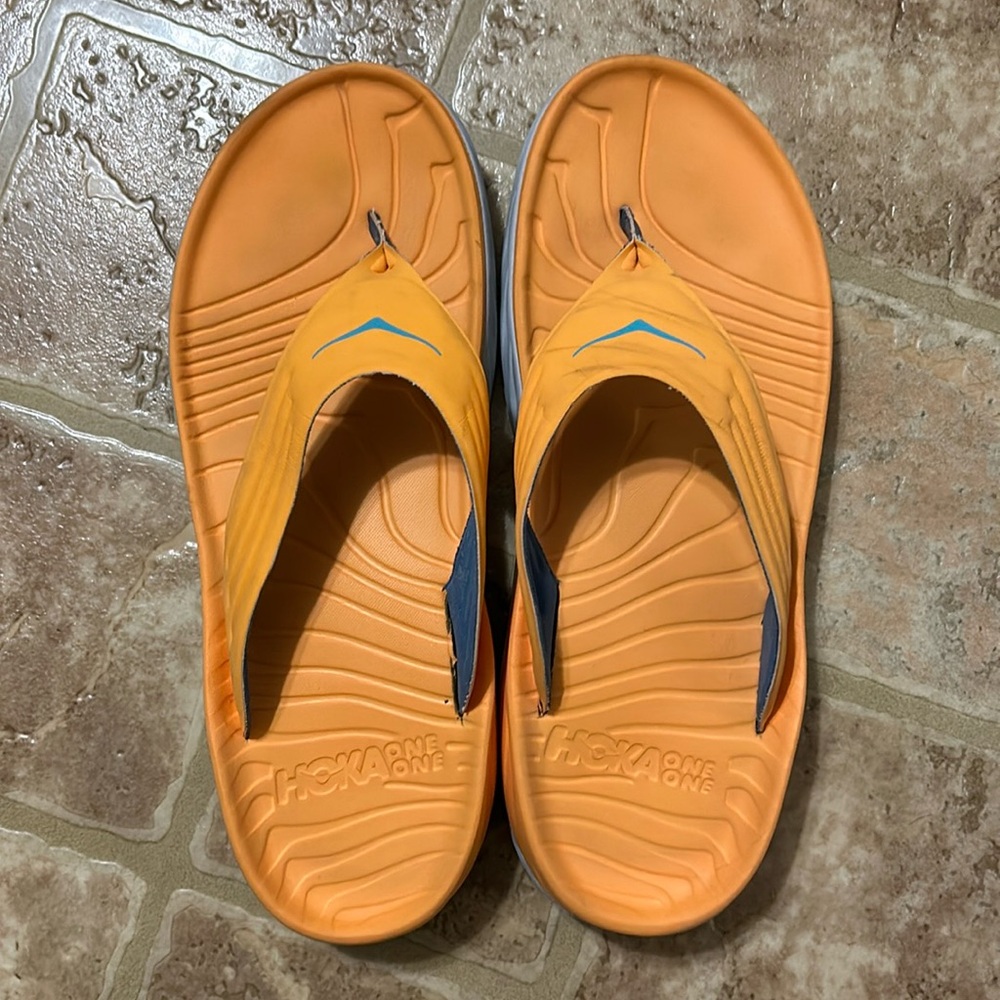Hoka Flip Flops 🩴